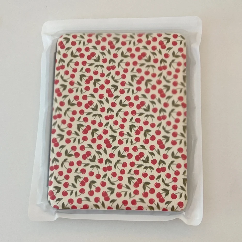 Cherry Pattern eBook Reader Sleeve - Cream & Red